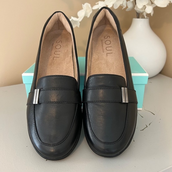 NWOB NATURALIZER  SOUL Kentley Flat Loafer Black Leather Size 7.5Wide - Picture 3 of 13